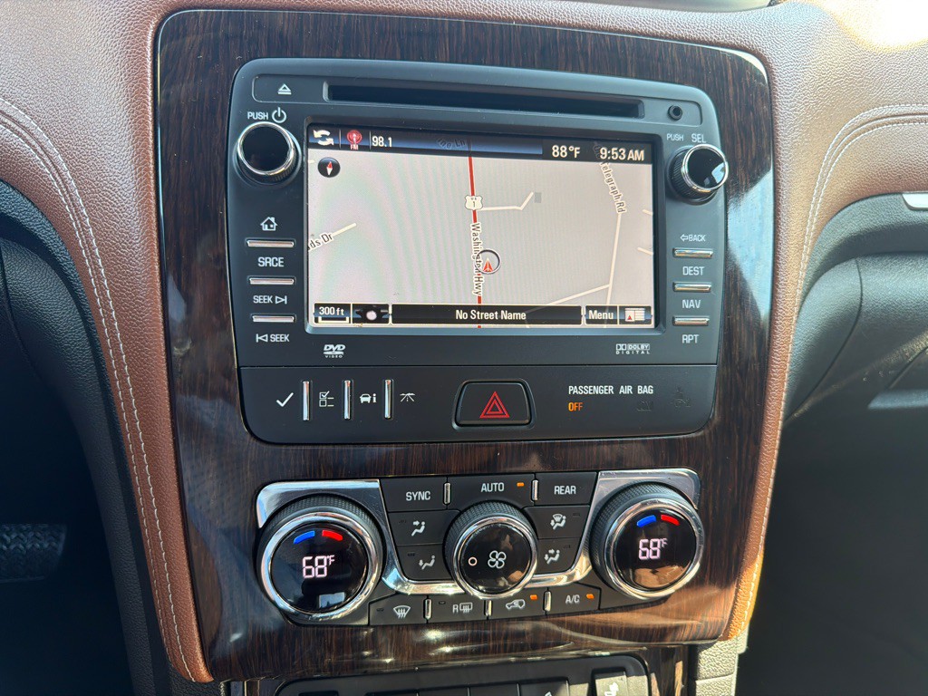 2015 Chevrolet Traverse Image 10