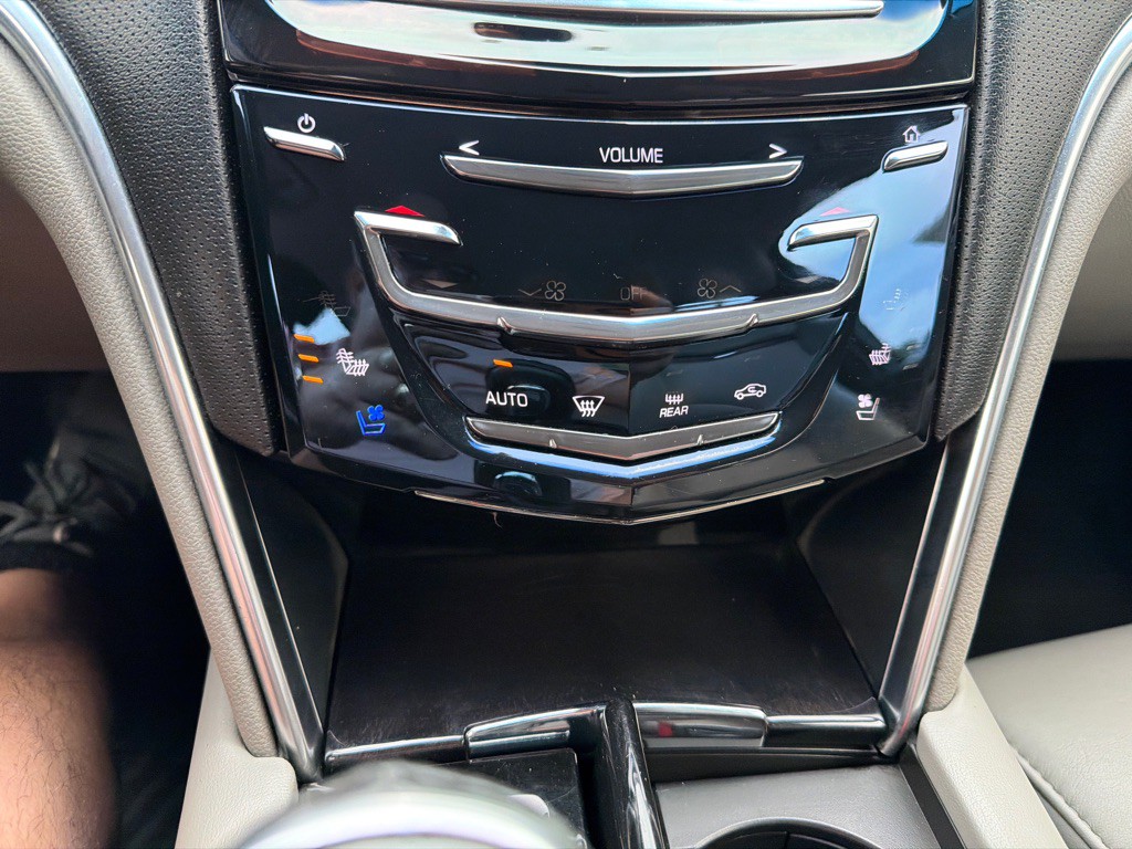 2014 Cadillac XTS Image 13