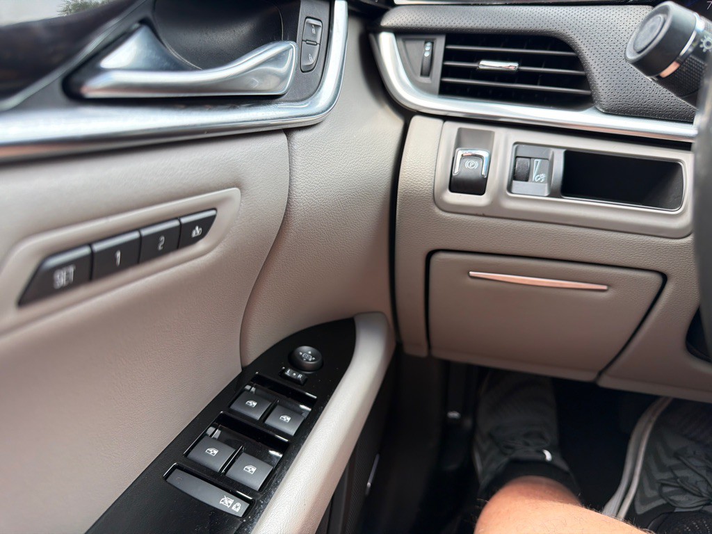 2014 Cadillac XTS Image 17