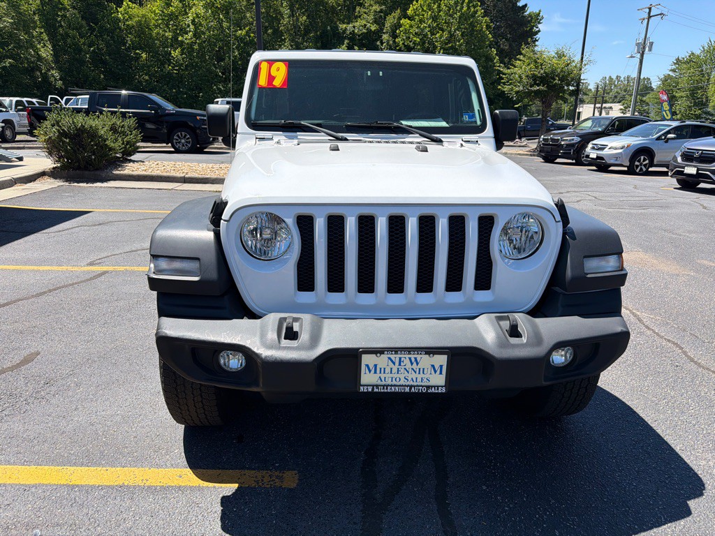 2019 Jeep Wrangler Unlimited Image 3