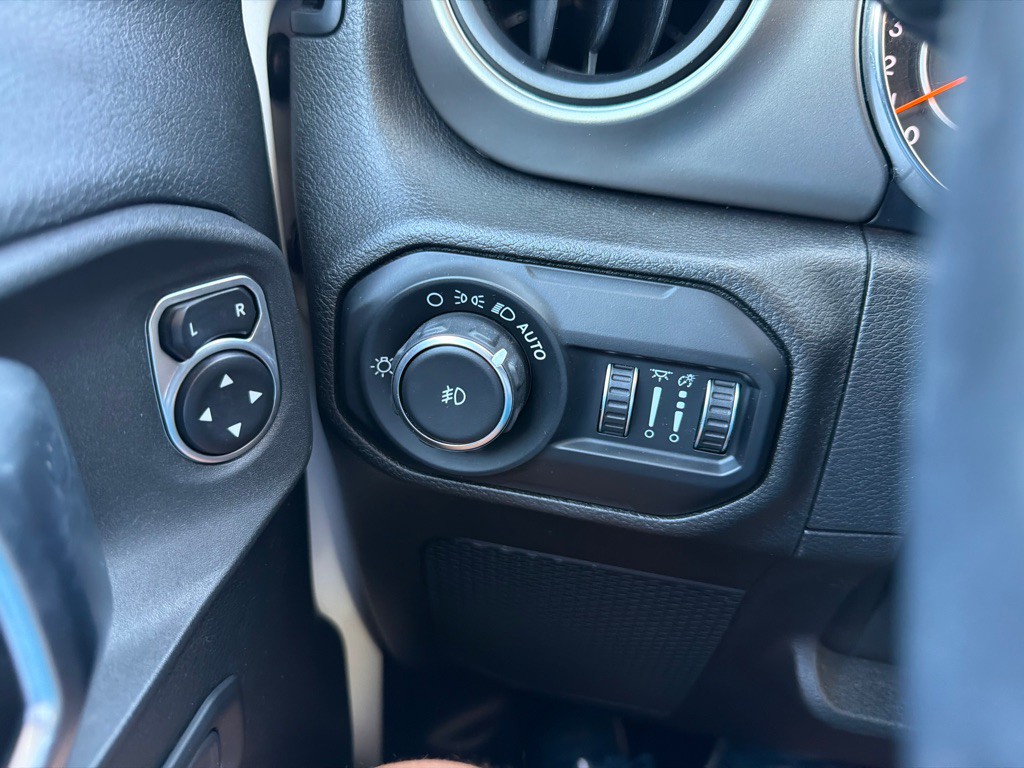 2019 Jeep Wrangler Unlimited Image 15