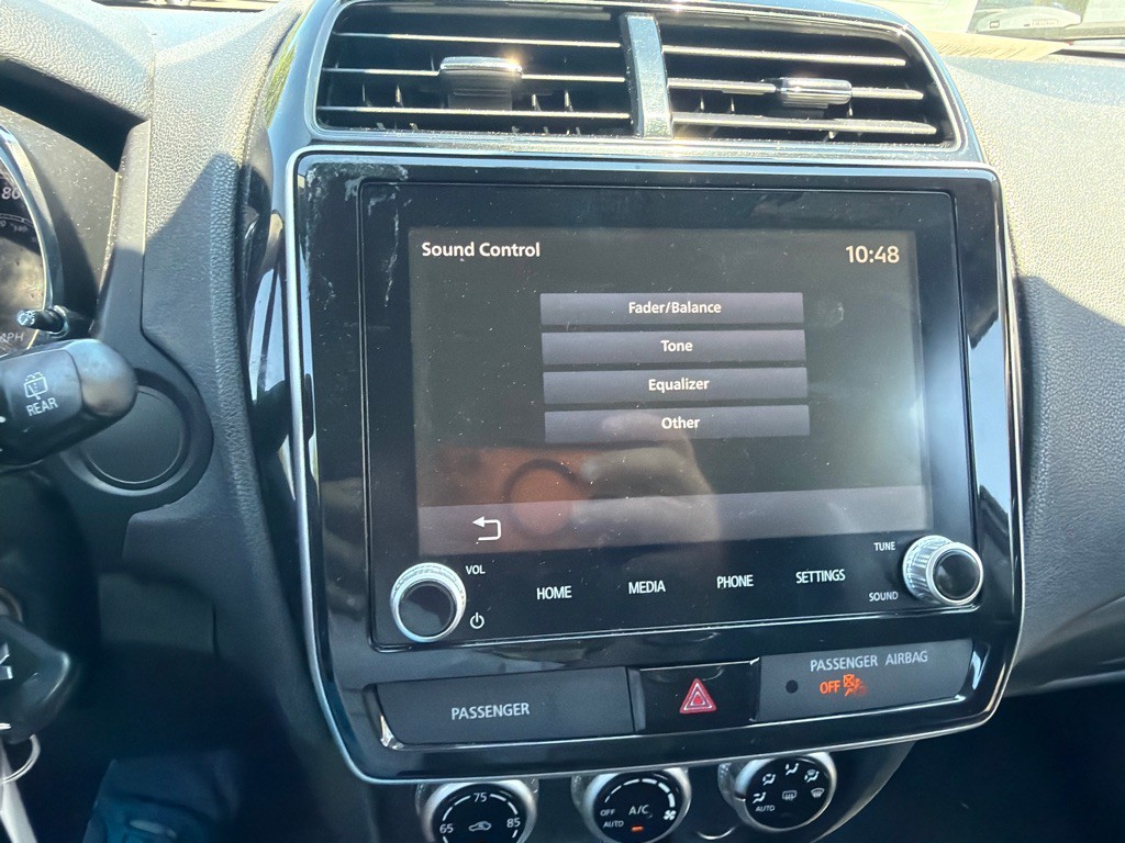 2020 Mitsubishi Outlander Image 10