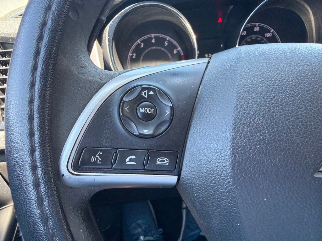 2020 Mitsubishi Outlander Image 14