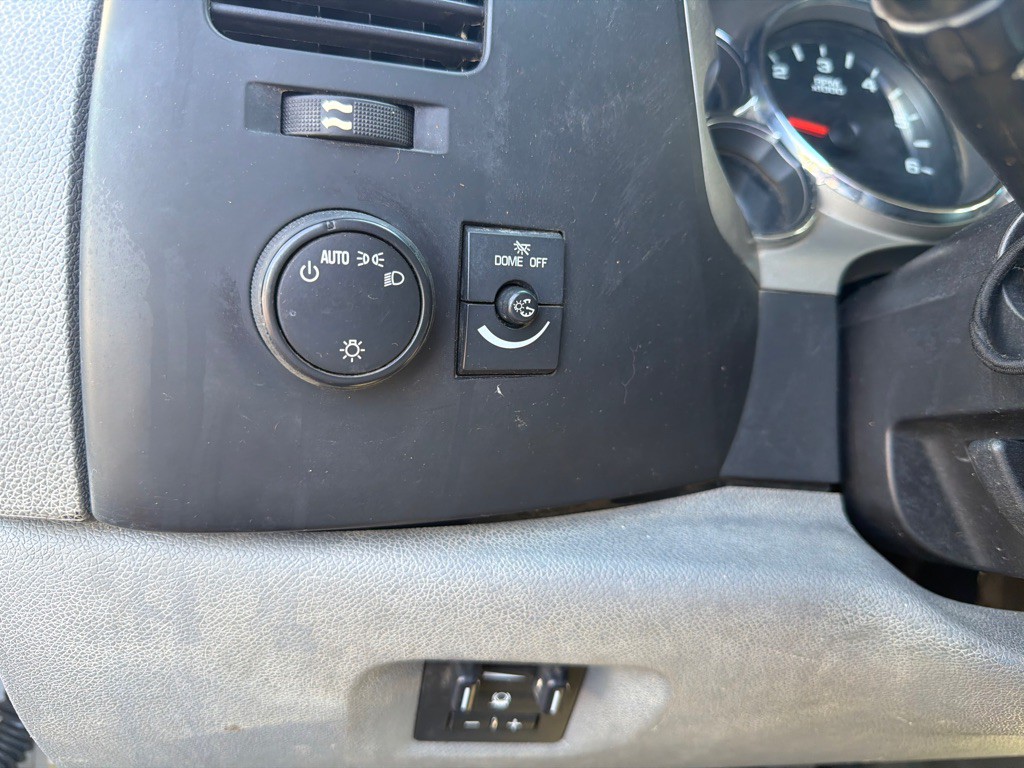 2013 Chevrolet Silverado 1500 Image 7