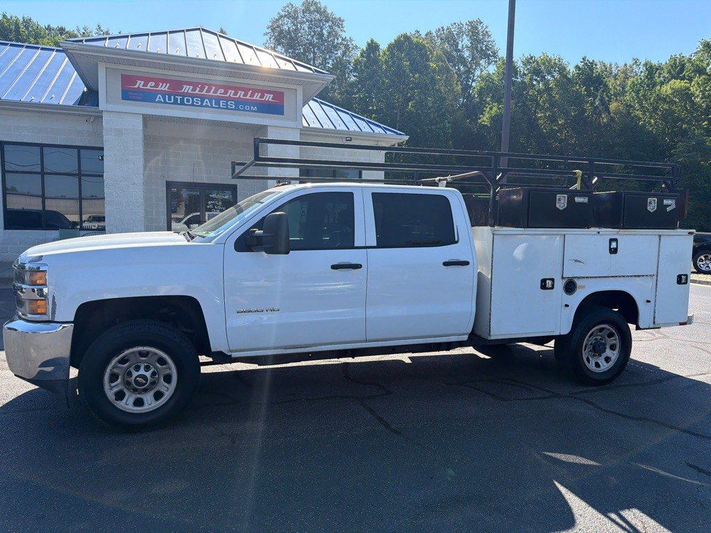 2015 Chevrolet Silverado 1500 Image 2