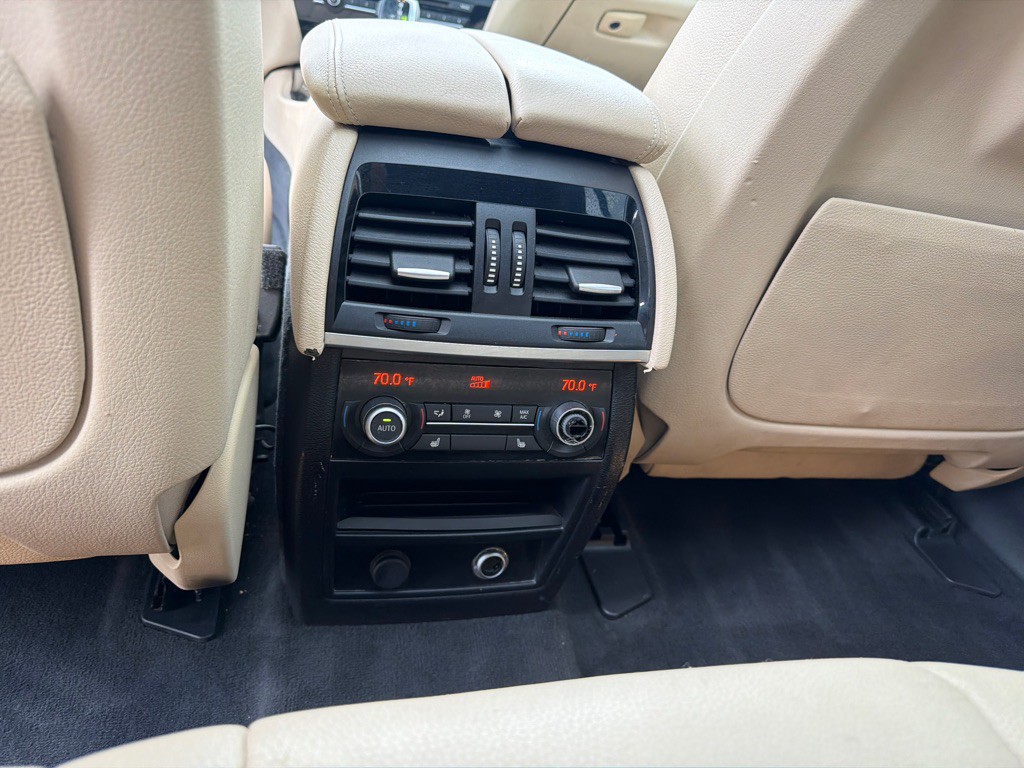 2017 BMW X5 Image 9