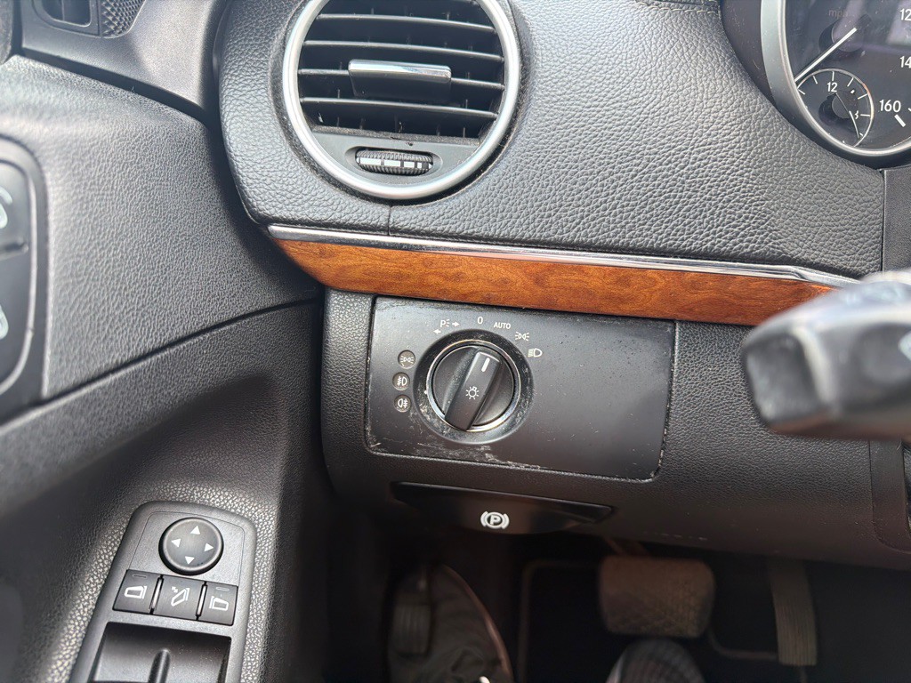 2009 Mercedes-Benz GL-Class Image 15