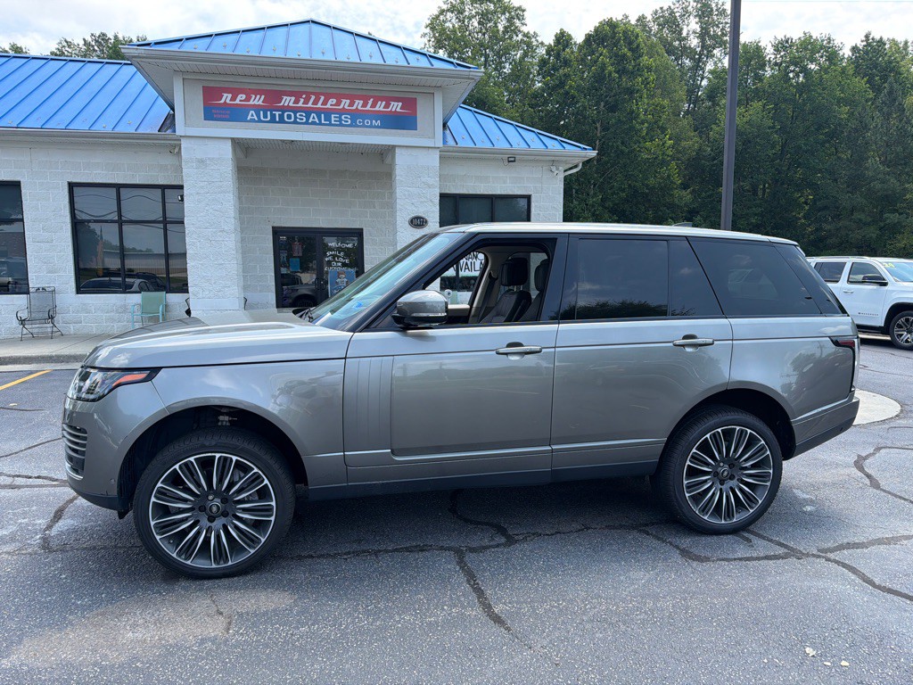 2020 Land Rover Range Rover Image 2