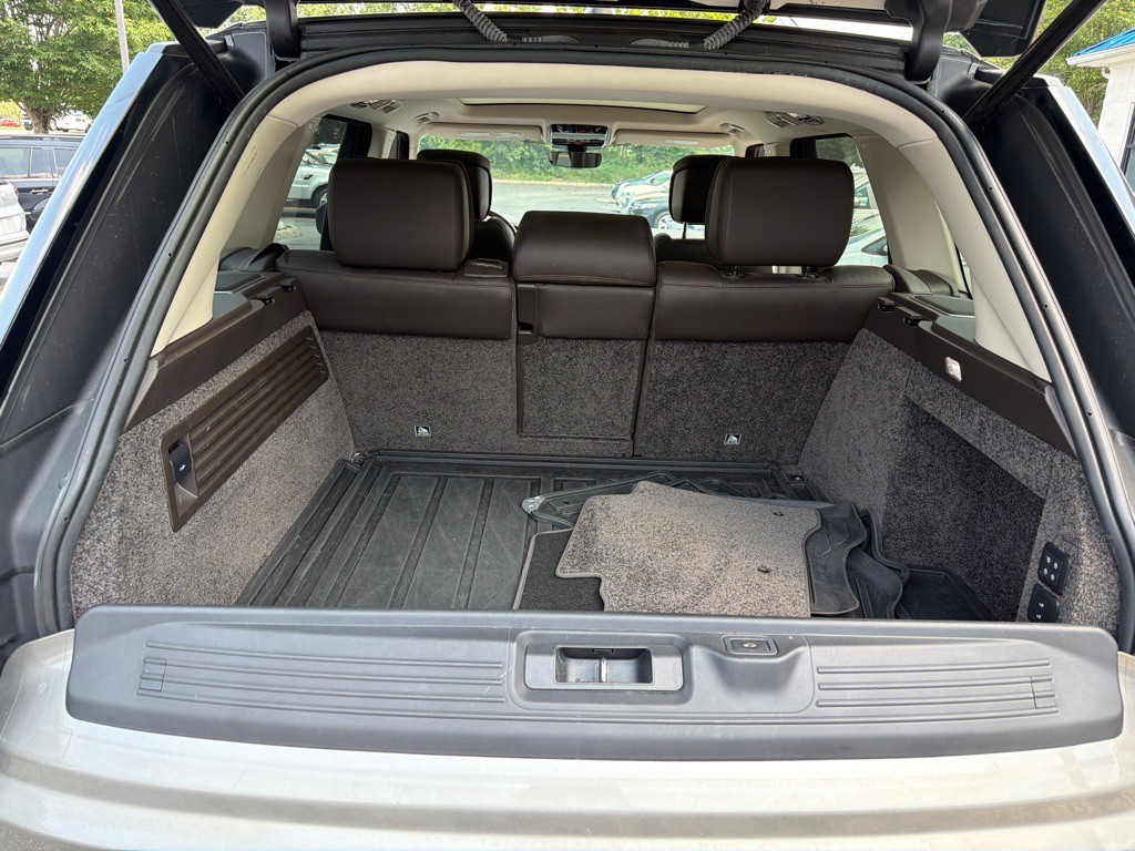 2020 Land Rover Range Rover Image 6