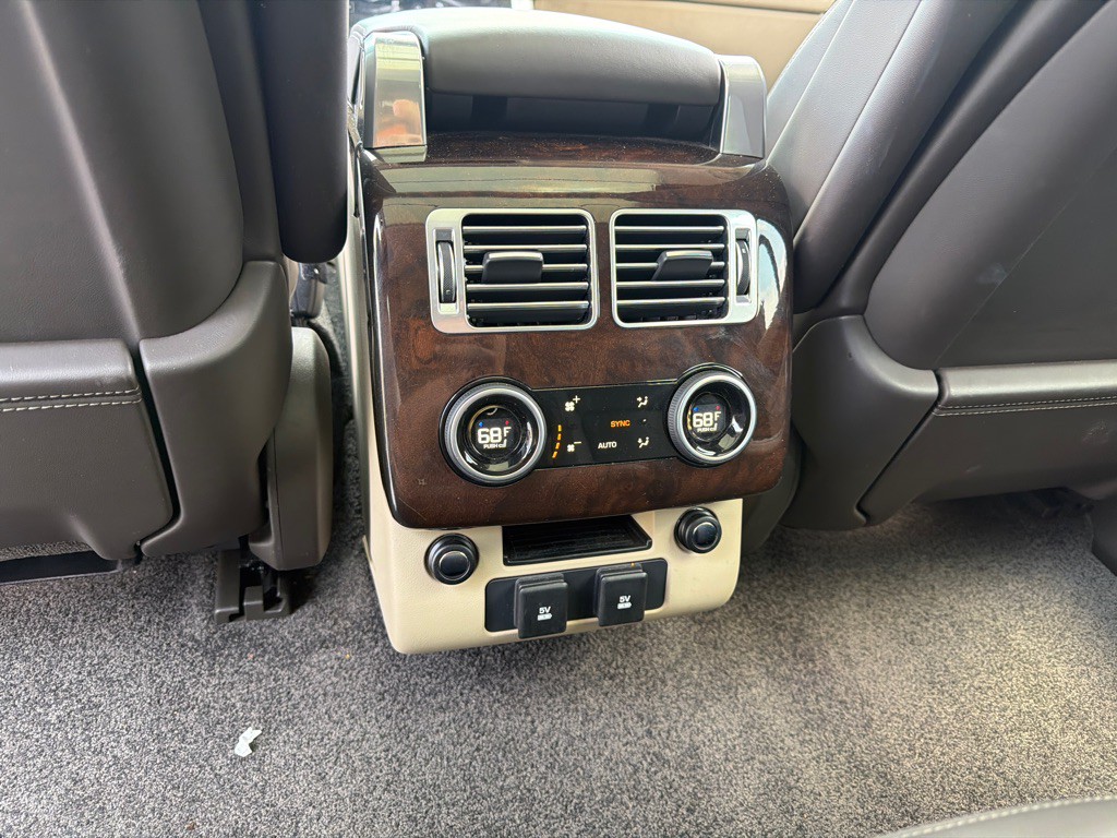 2020 Land Rover Range Rover Image 10