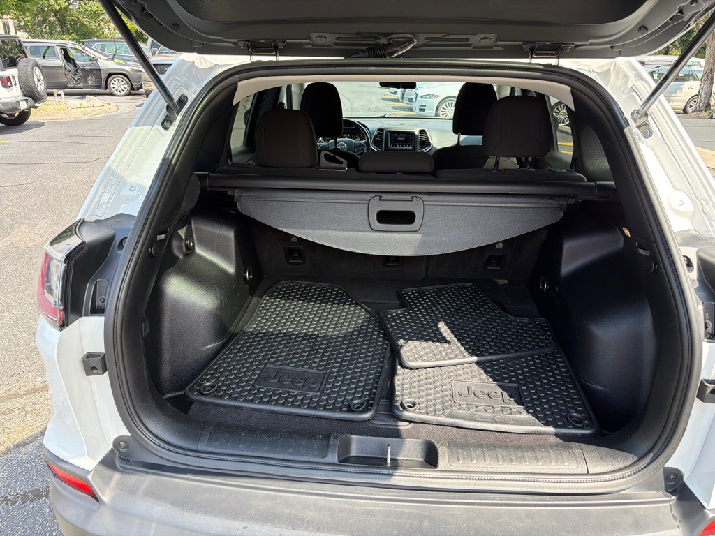 2020 Jeep Cherokee Image 6