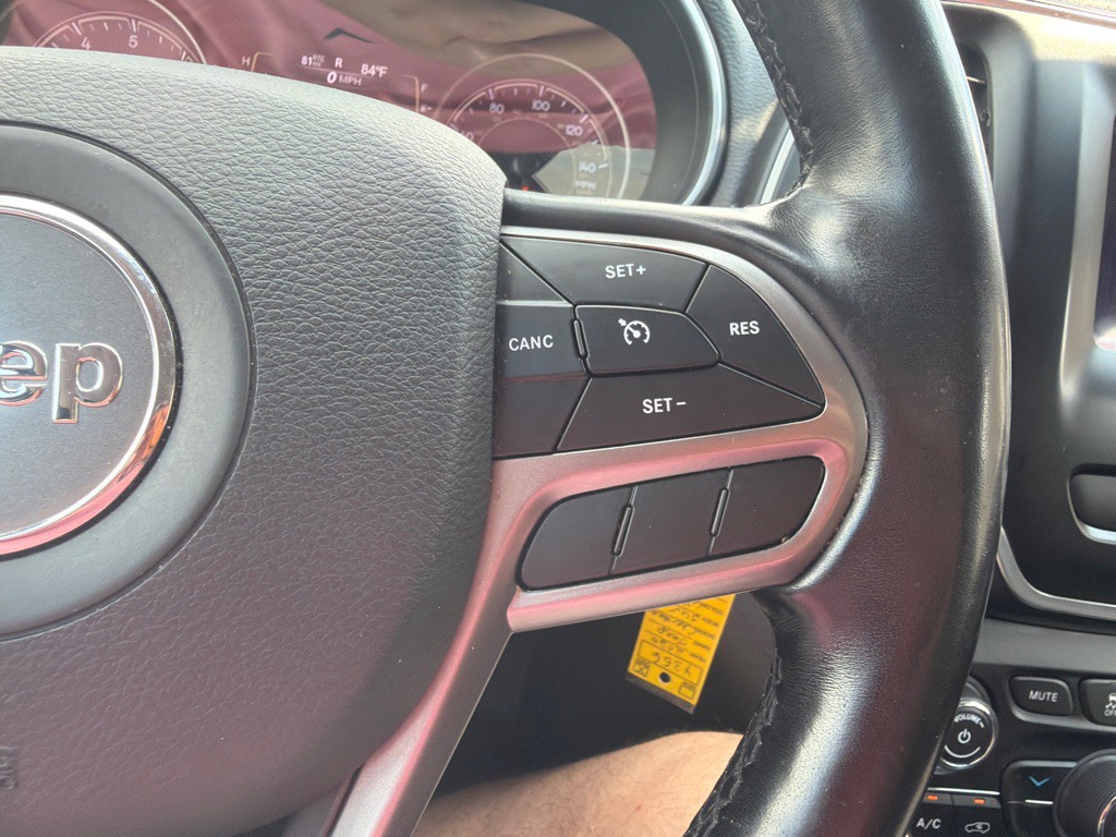 2020 Jeep Cherokee Image 13