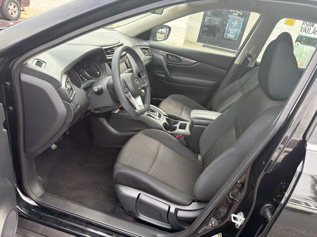 2019 Nissan Rogue Image 7