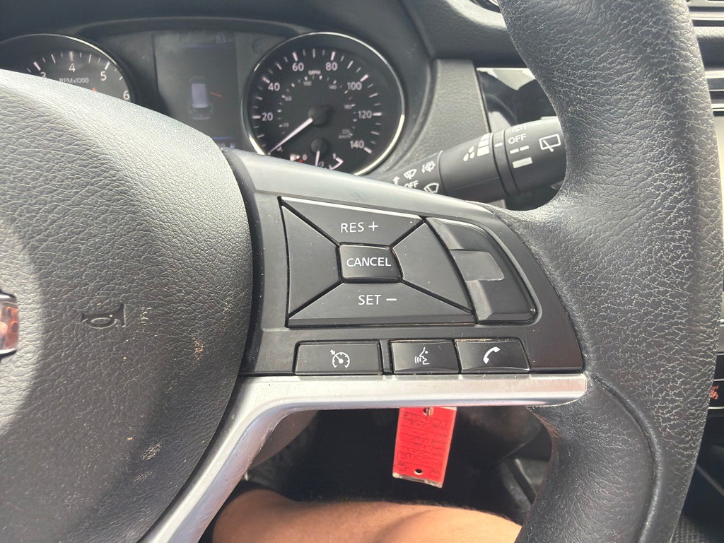 2019 Nissan Rogue Image 13