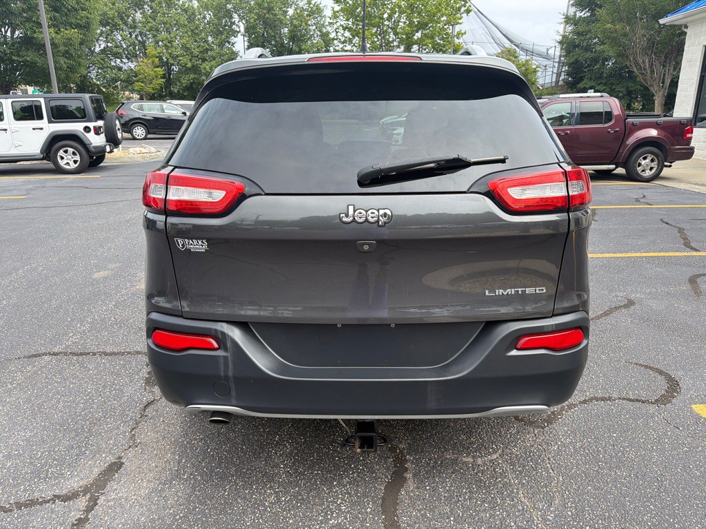 2016 Jeep Cherokee Image 5