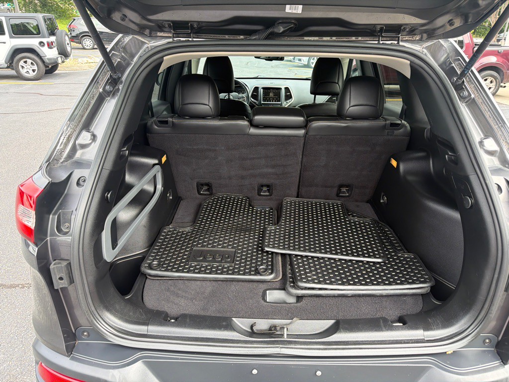 2016 Jeep Cherokee Image 6