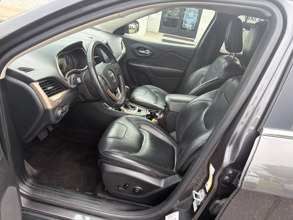 2016 Jeep Cherokee Image 7
