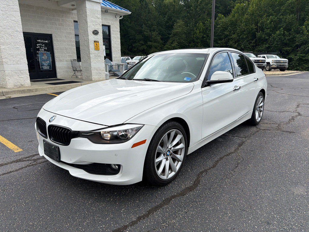 2015 BMW 3 Series Image 1