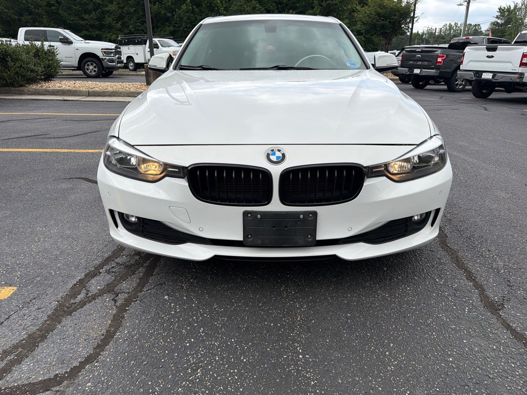 2015 BMW 3 Series Image 3