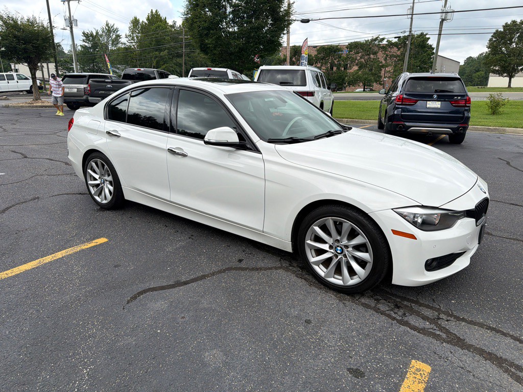 2015 BMW 3 Series Image 4