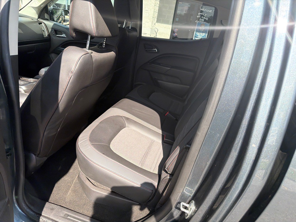2015 GMC Canyon Image 7