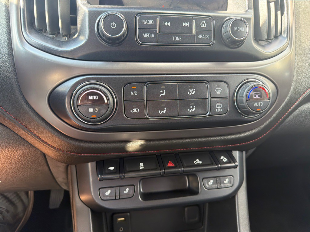 2015 GMC Canyon Image 11
