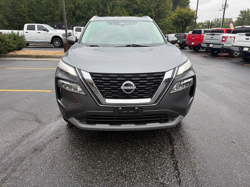 2023 Nissan Rogue Image 3