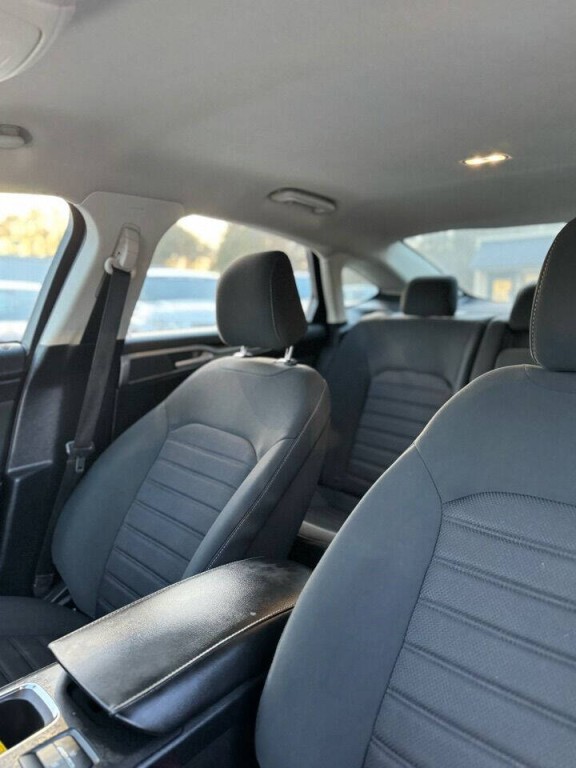 2020 Ford Fusion Image 8