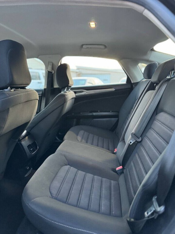 2020 Ford Fusion Image 9