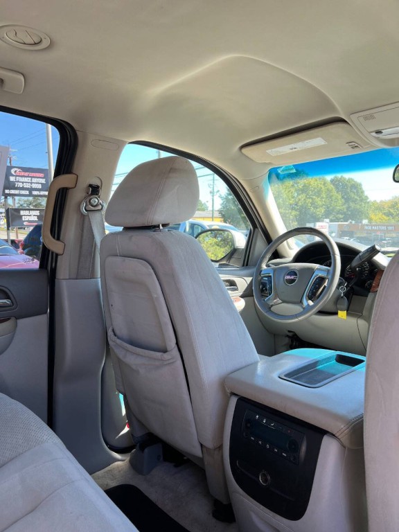 2007 GMC Yukon Image 10