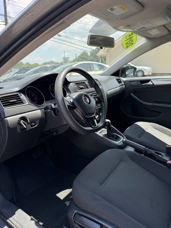 2015 Volkswagen Jetta Image 5