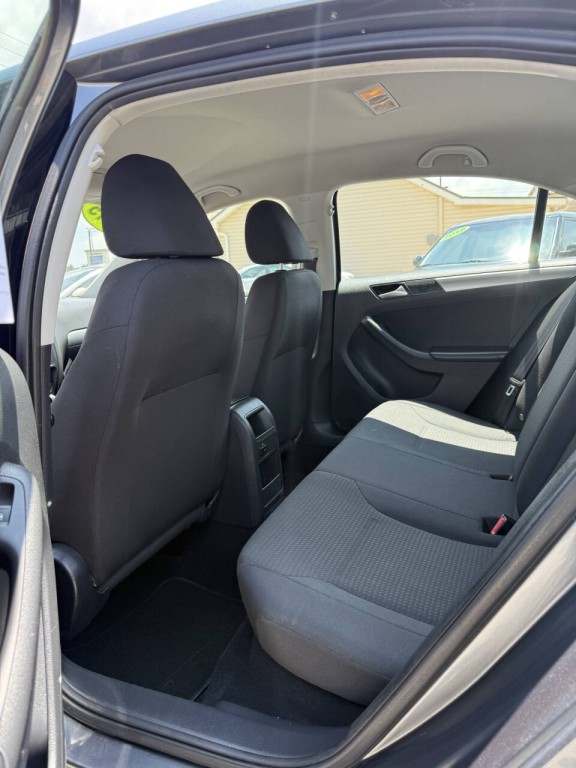 2015 Volkswagen Jetta Image 7
