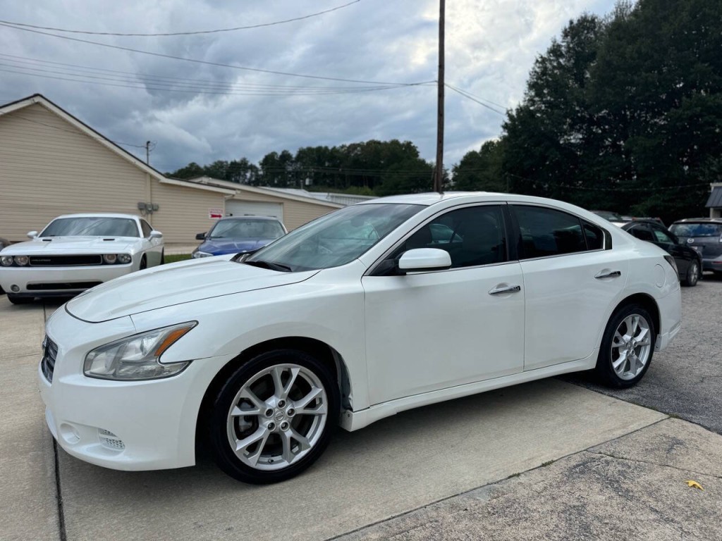 2013 Nissan Maxima Image 2