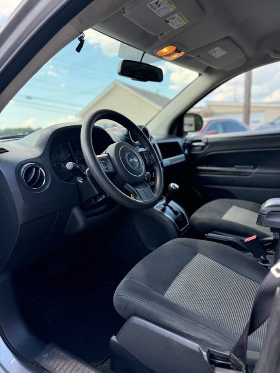 2016 Jeep Compass Image 5