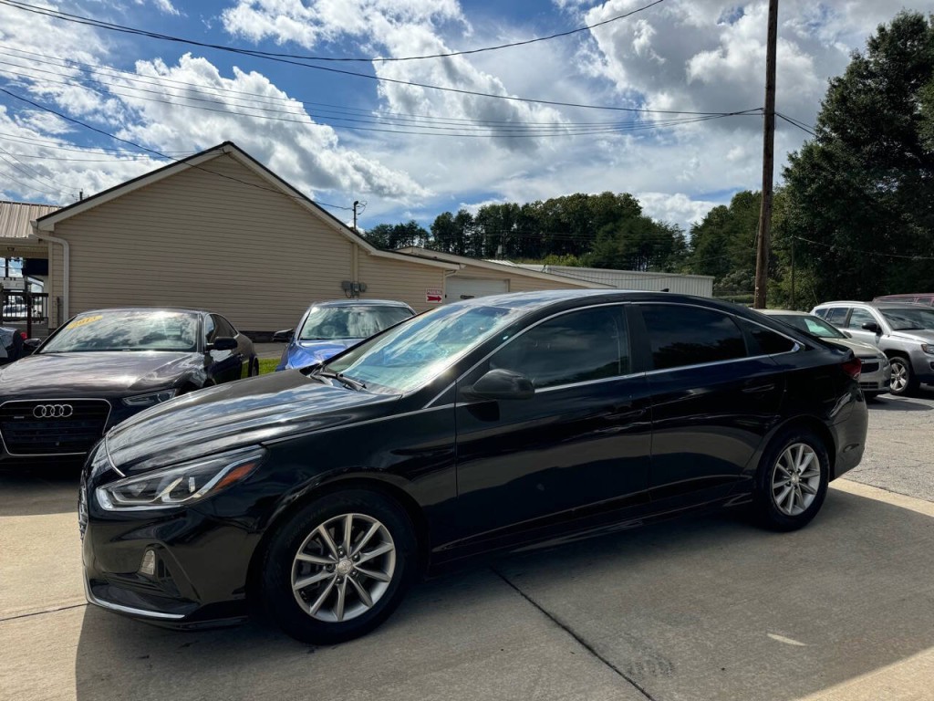 2018 Hyundai Sonata Image 2