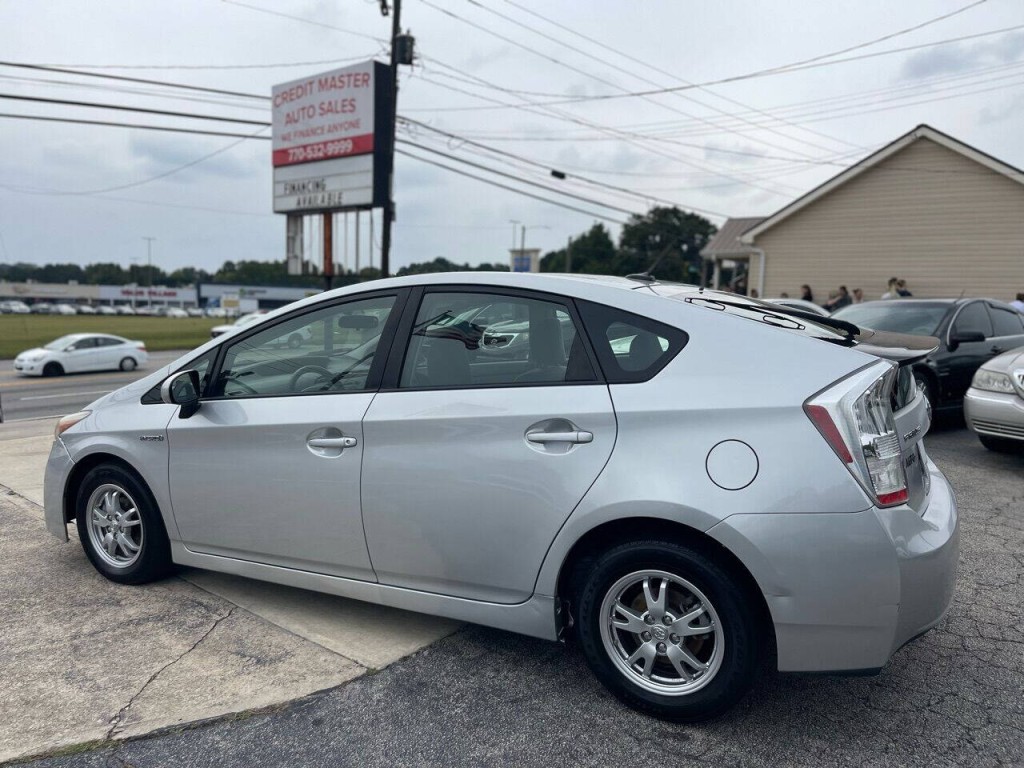 2010 Toyota Prius Image 11