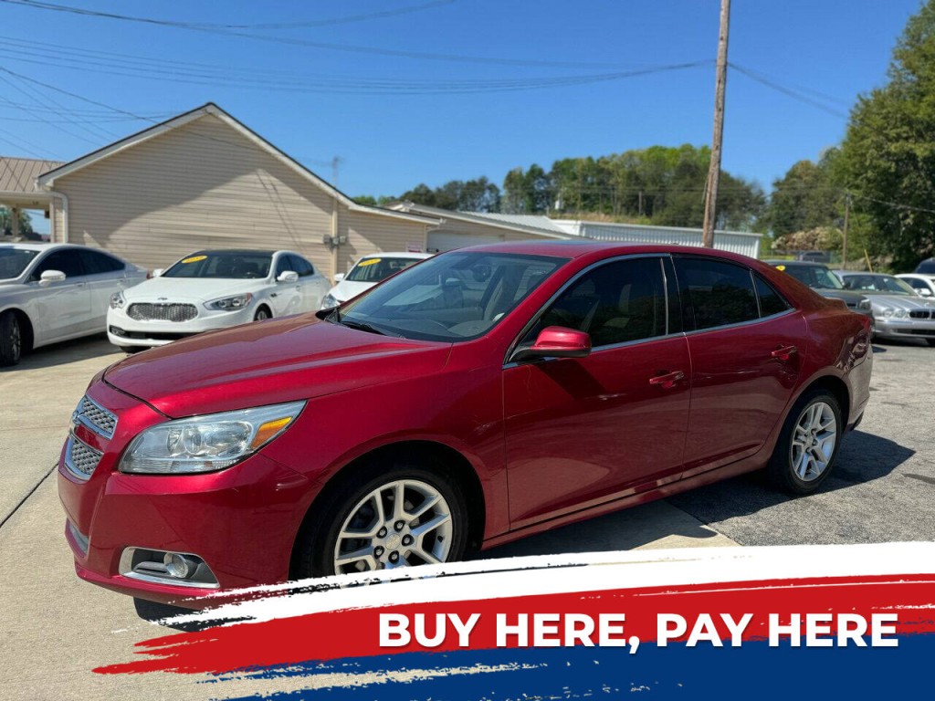2013 Chevrolet Malibu Image 1