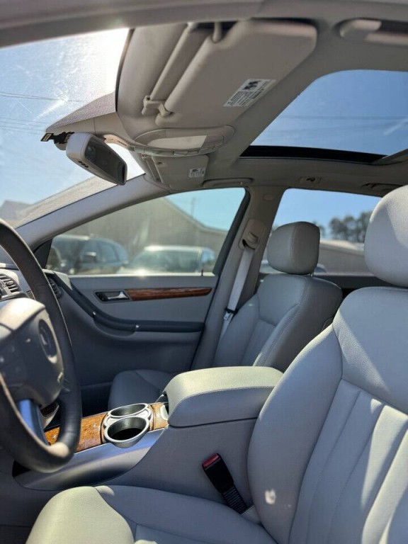 2007 Mercedes-Benz R-Class Image 7