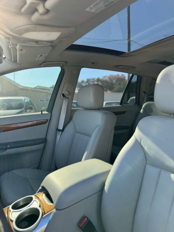 2007 Mercedes-Benz R-Class Image 8