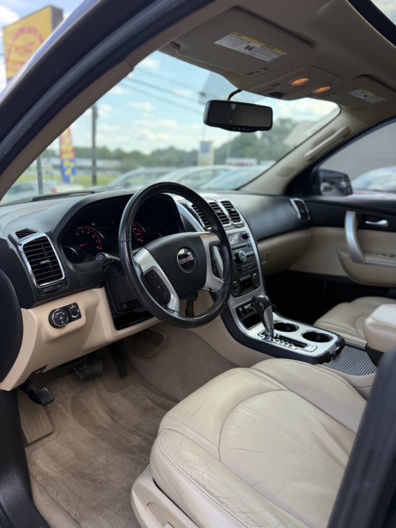 2011 GMC Acadia Image 5