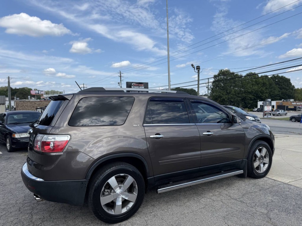 2011 GMC Acadia Image 14