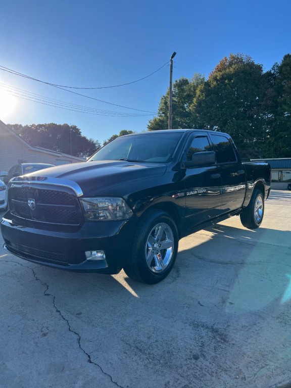 2012 RAM 1500 Image 2
