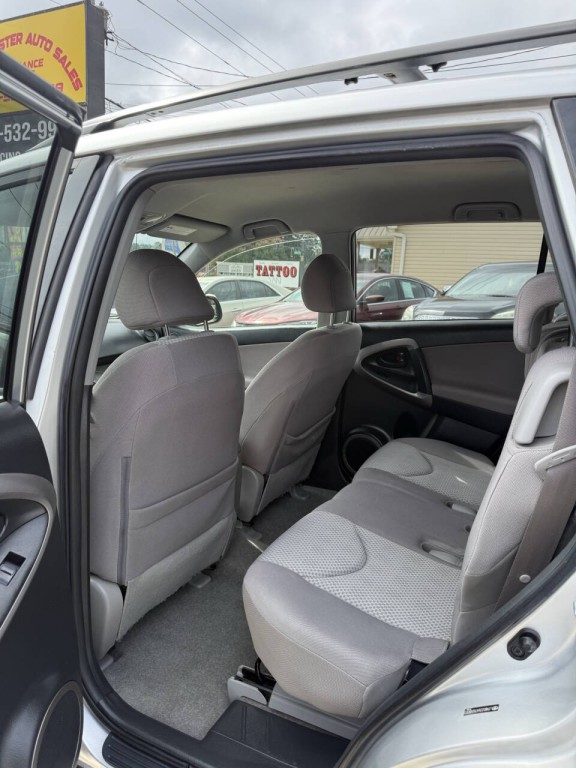 2007 Toyota Rav4 Image 9