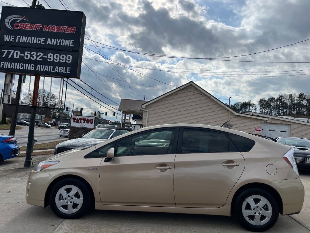 2010 Toyota Prius Image 2