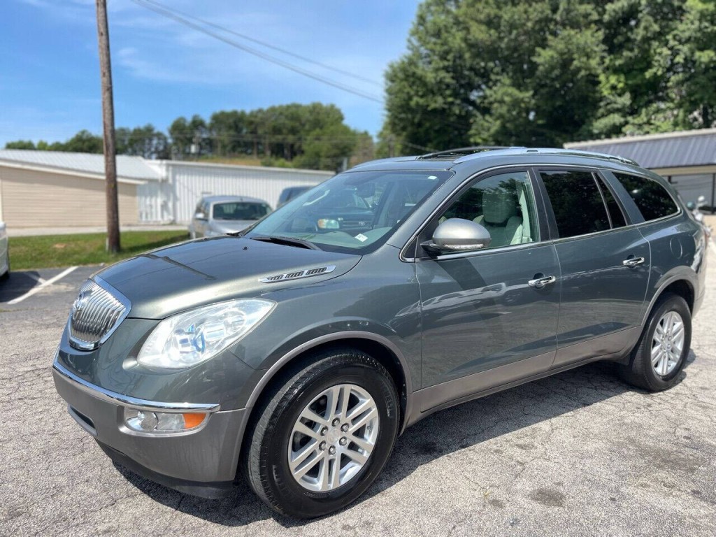 2010 Buick Enclave Image 2
