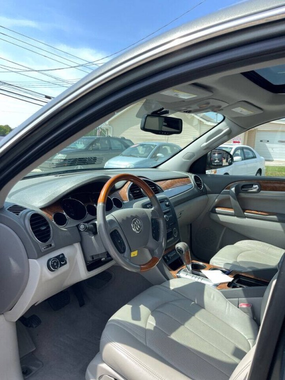 2010 Buick Enclave Image 6