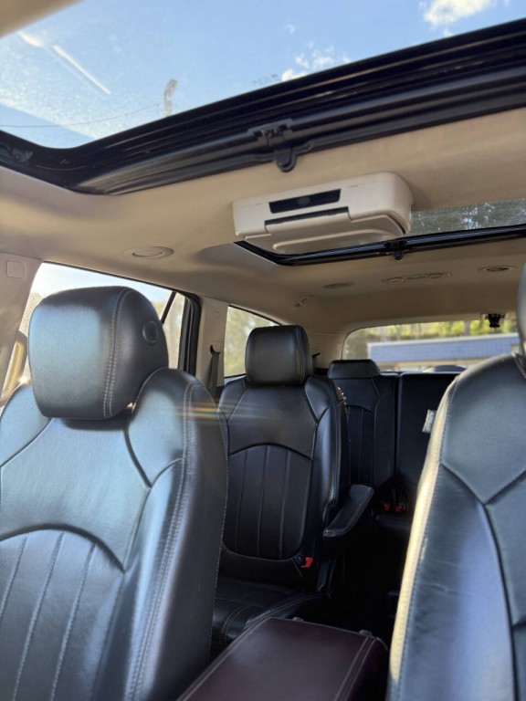 2016 Buick Enclave Image 13