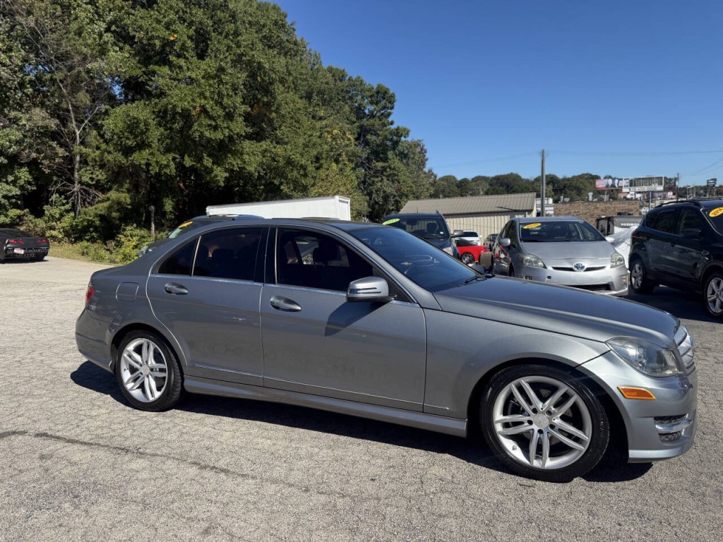 2013 Mercedes-Benz C-Class Image 4