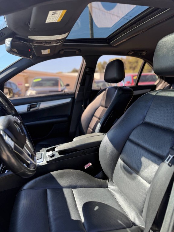 2013 Mercedes-Benz C-Class Image 7