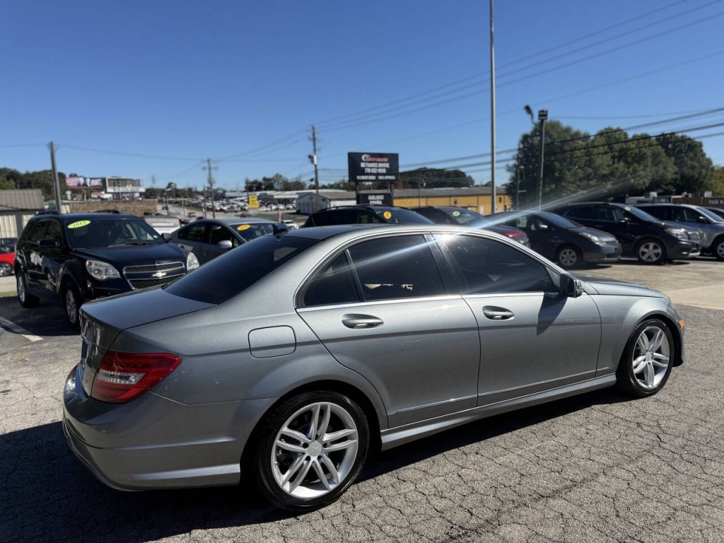 2013 Mercedes-Benz C-Class Image 10
